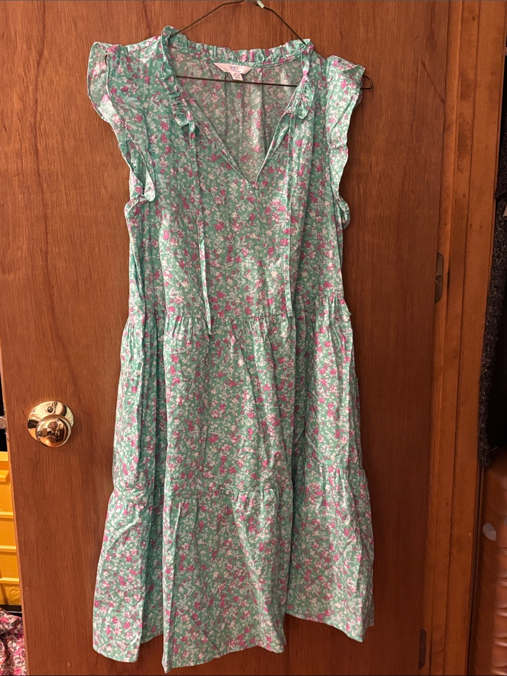 Time and Tru Mint Floral Tie-Neck Ruffled Sleeve Dress